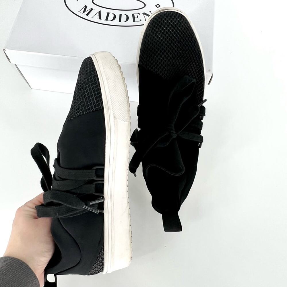 Steve Madden Lancer Pull On Sneaker with Laces Black Size 6.5 - Picture 5 of 16